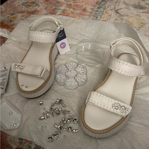Custom Bridal Platform Sandal -Dolce Vita knock off - Picture 5 of 6